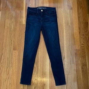 American Eagle Dark Wash Hi Rise Jeggings / Super super stretch / Size 4 Short